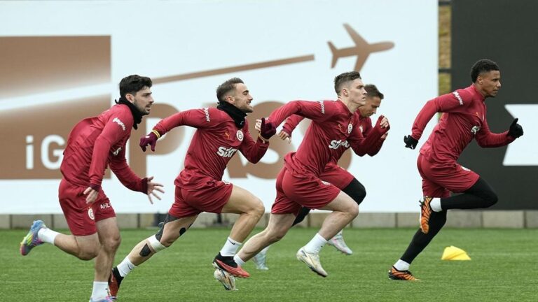 Galatasaray Samsunsport’ta sırasına devam etti