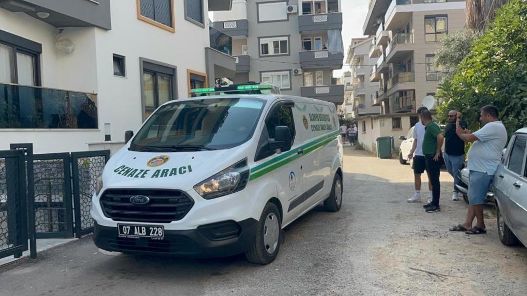 Antalya'da Korku: Ev Sahibini aradı, 