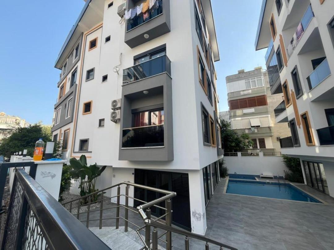 Antalya'da Korku: Ev Sahibini aradı, 