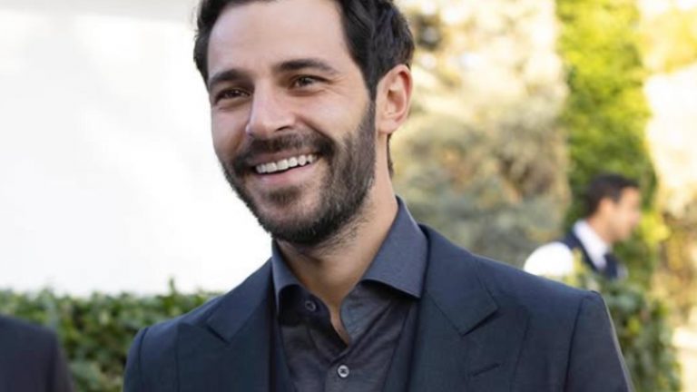 Hakan Sabancı yine yalnız değildi! İspanyol model ile böyle görüntülendi